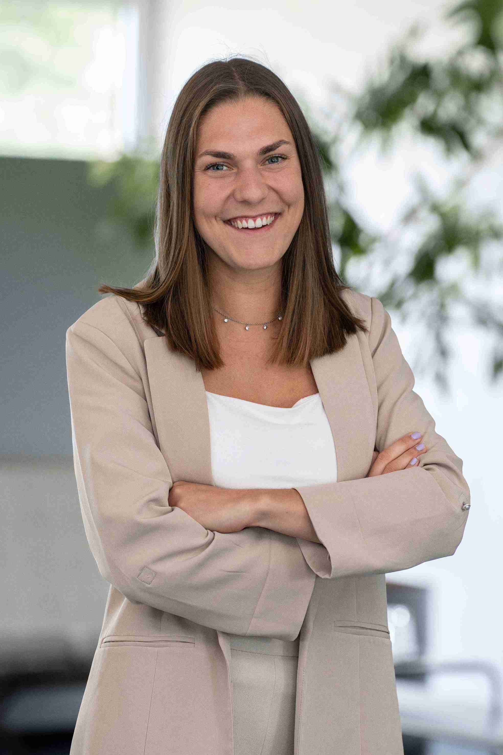 Frau Katharina Draxler